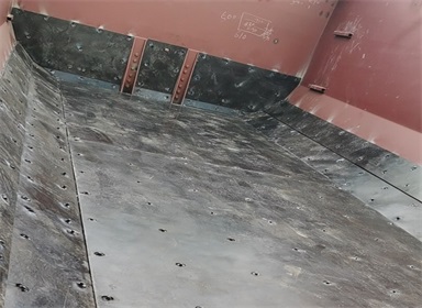 上海车底滑板